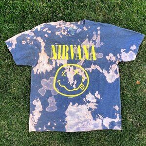 NWOT Men's Nirvana Bleach Dye Band T-Shirt